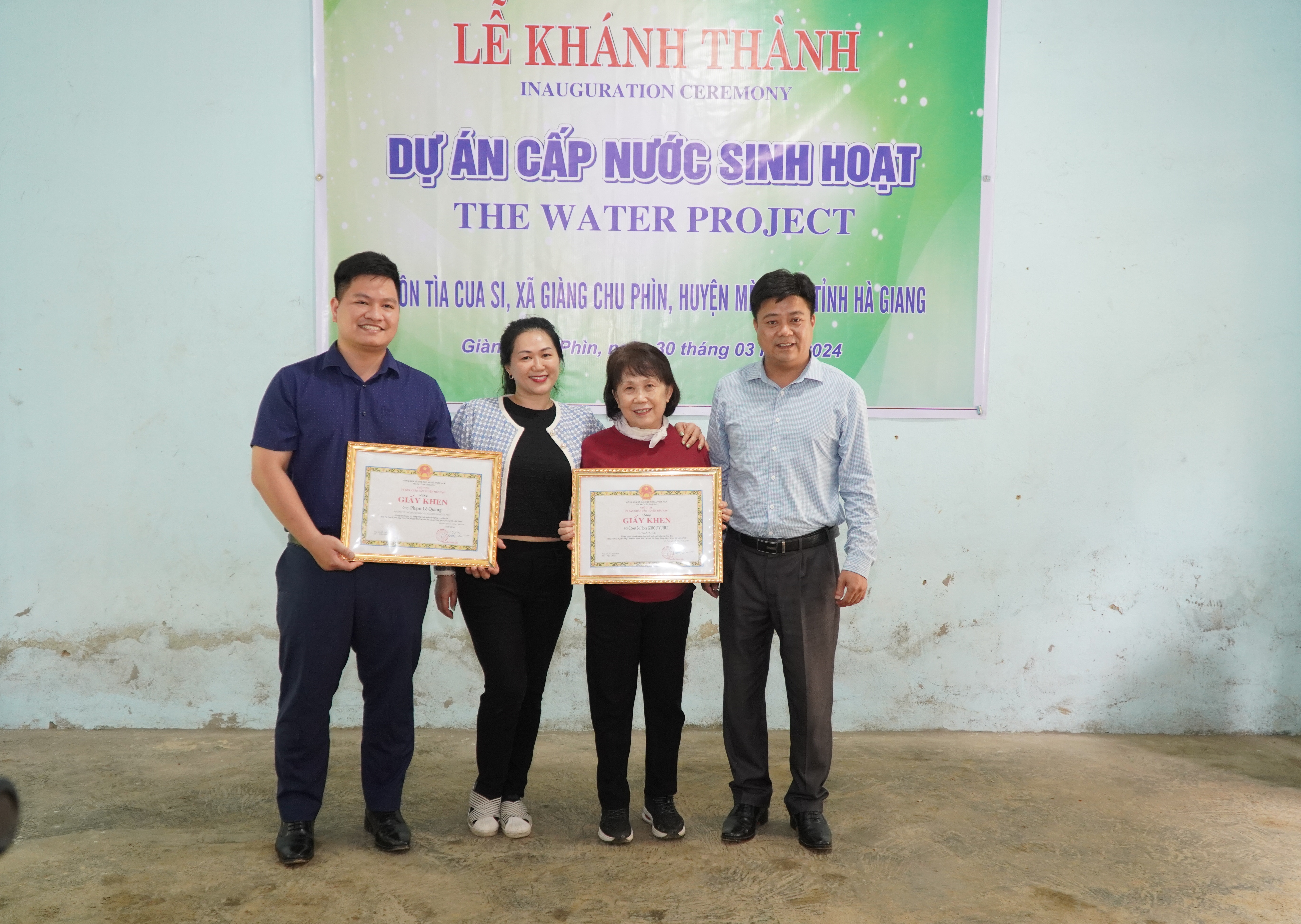 Khánh thành công trình cấp nước sinh hoạt thôn Tìa Cua Si , xã Giàng Chu Phìn