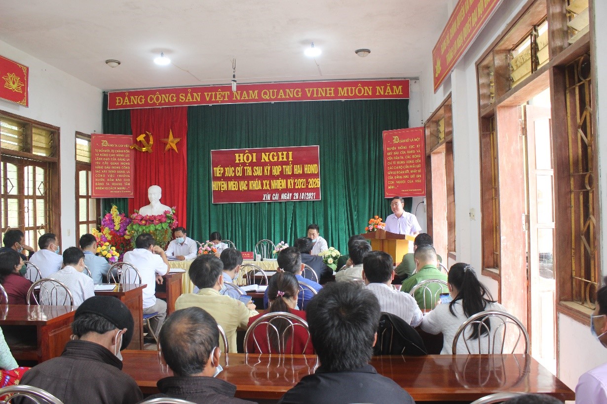 Đại biểu HĐND huyện tiếp xúc cử tri xã Xín Cái, Thượng Phùng