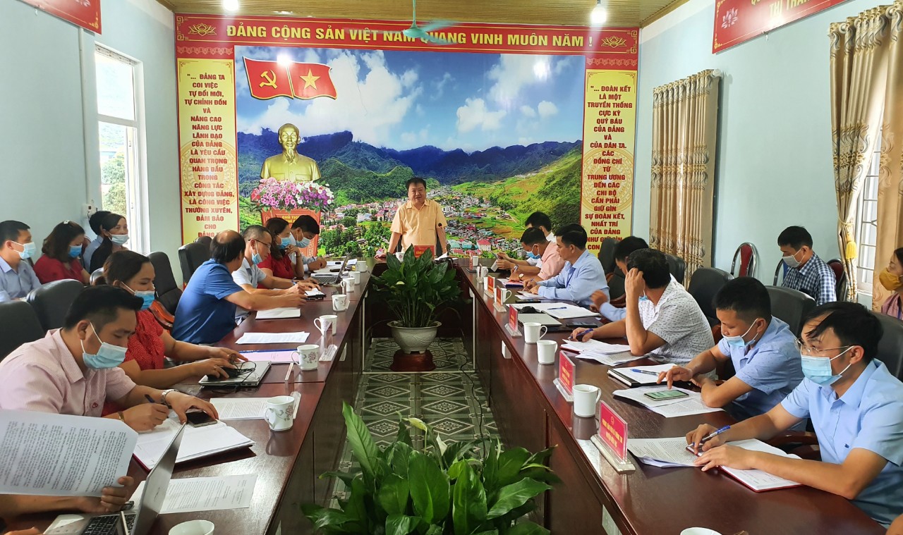 Giám đốc Sở Lao động &TBXH kiểm tra tiến độ công tác rà soát hộ nghèo tại huyện Mèo Vạc