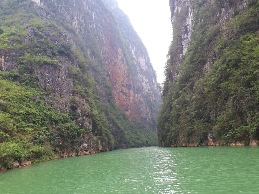 Khai thác du lịch mạo hiểm tại sông Nho Quế, hẻm Tu Sản