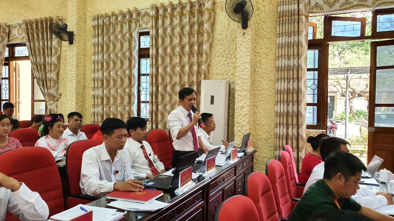 Đổi mới nâng cao chất lượng thảo luận và chất vấn tại các kỳ họp HĐND huyện Mèo Vạc