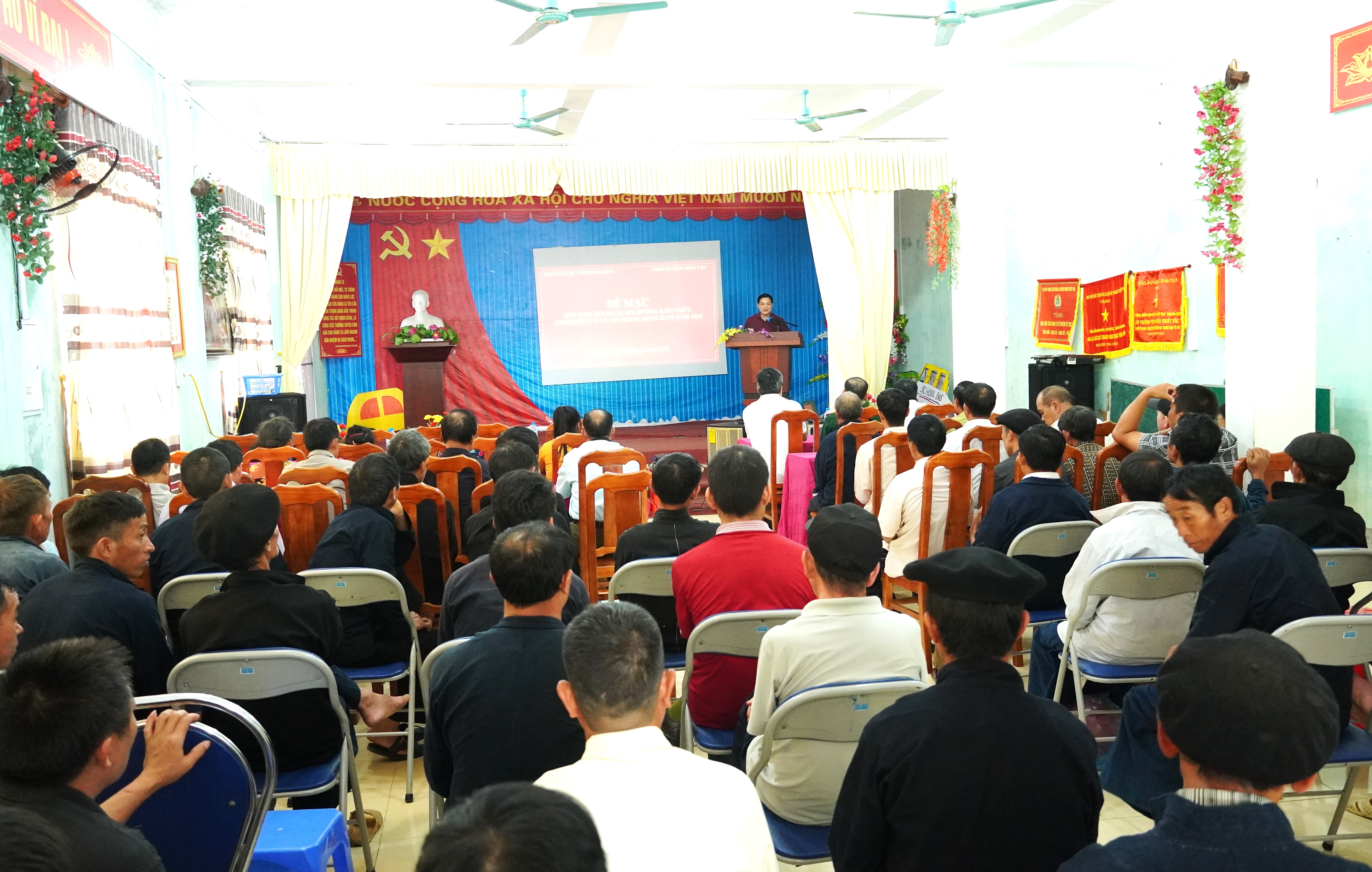 Ban Dân tộc tỉnh tổ chức hội nghị tập huấn người có uy tín năm 2023